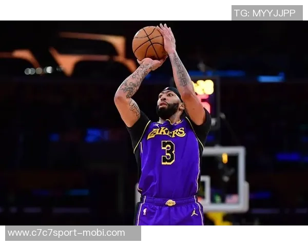 浓眉强势回归全场最高24分14板下半场独得20分助球队反弹 浓眉强势回归全场最高24分14板下半场独得20分助球队反弹